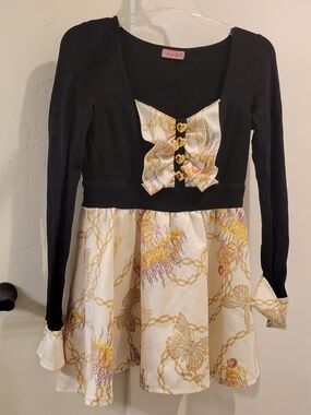 Ma*rs Black and Cream Ruffle Front Dress with Gold Chain Print